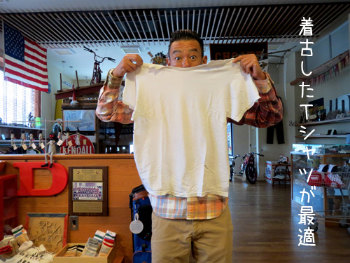 Tシャツで塗る